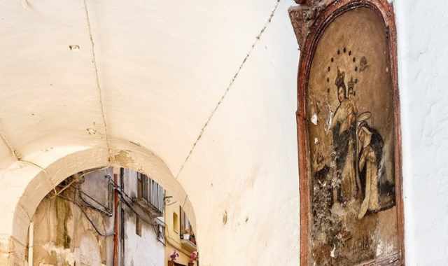 Varchi di Puglia: a Bari mostra fotografica degli ingressi monumentali pi belli